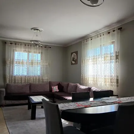 فيلة Smeli Traditional House Strikcan