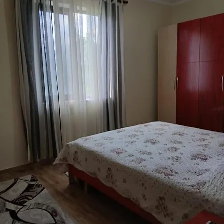 فيلة Smeli Traditional House