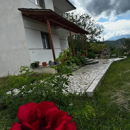 فيلة Smeli Traditional House Strikcan